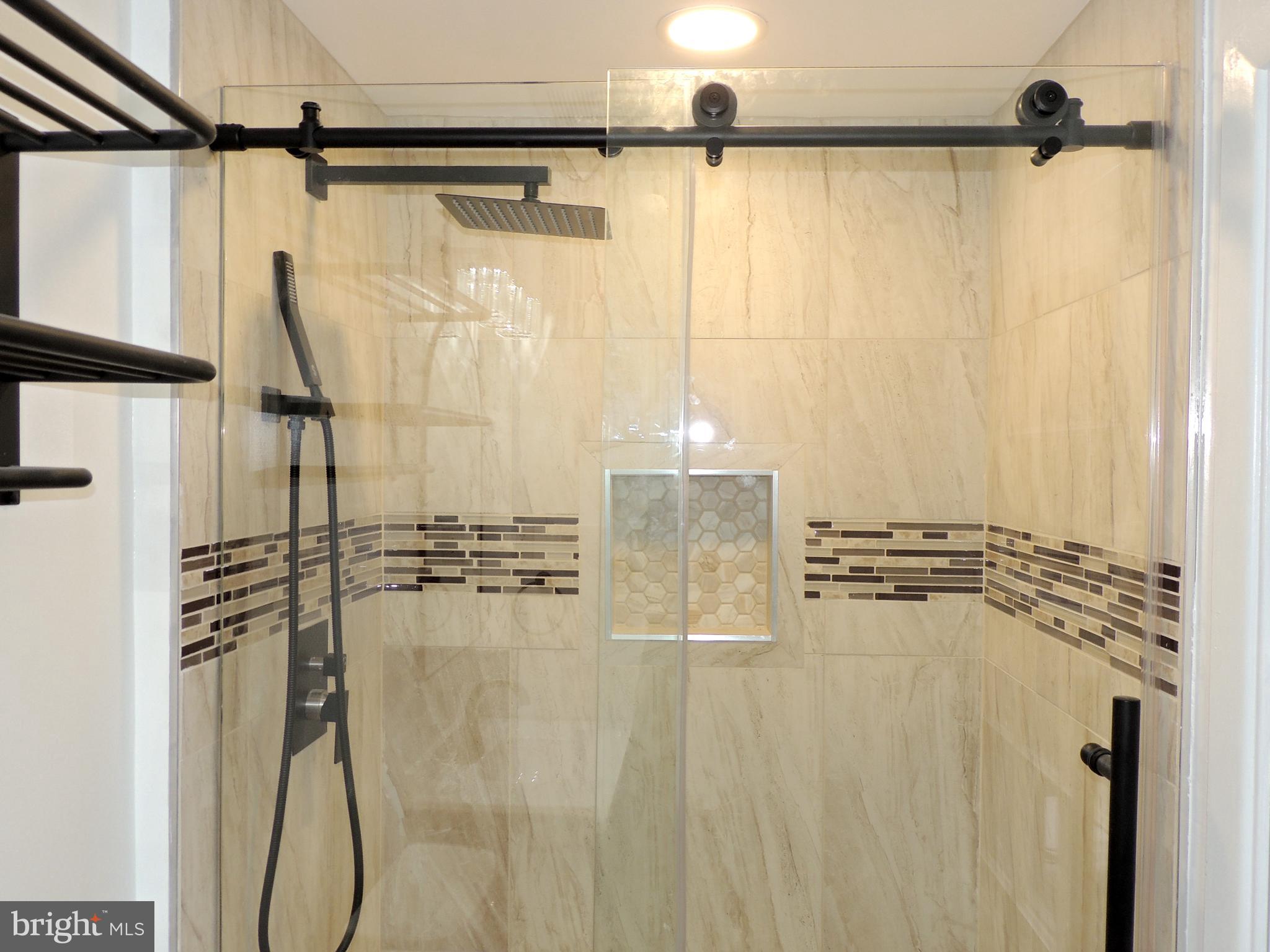 MEADOWBROOK - Residential Lease