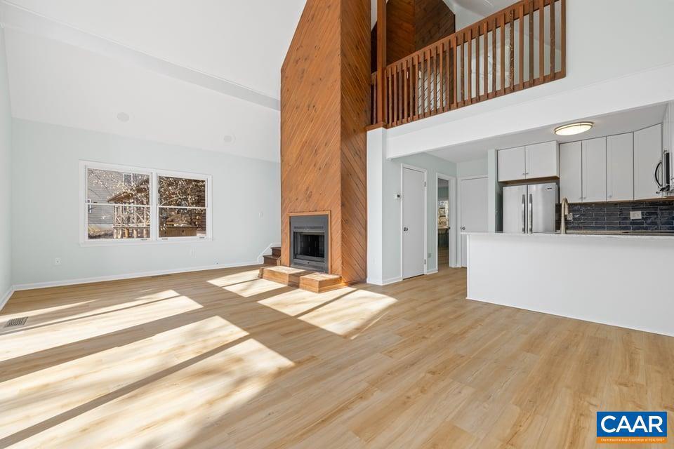 LAKE MONTICELLO - Residential