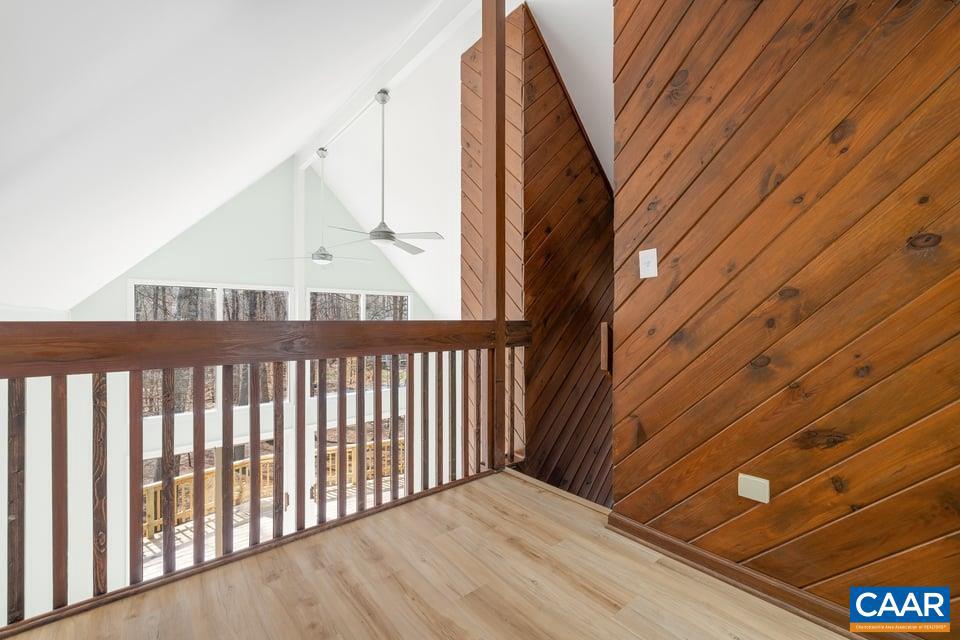 LAKE MONTICELLO - Residential