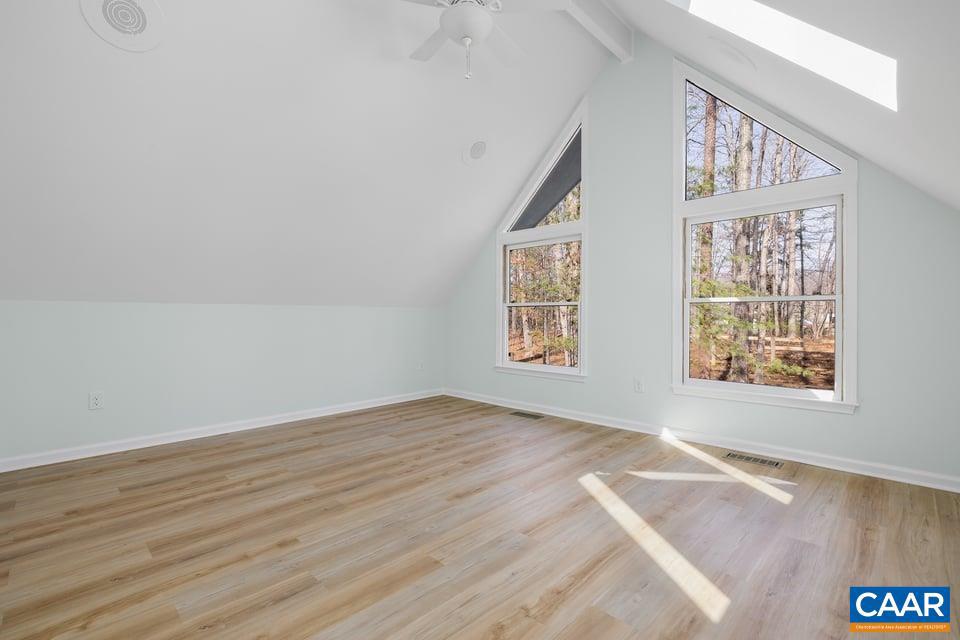 LAKE MONTICELLO - Residential