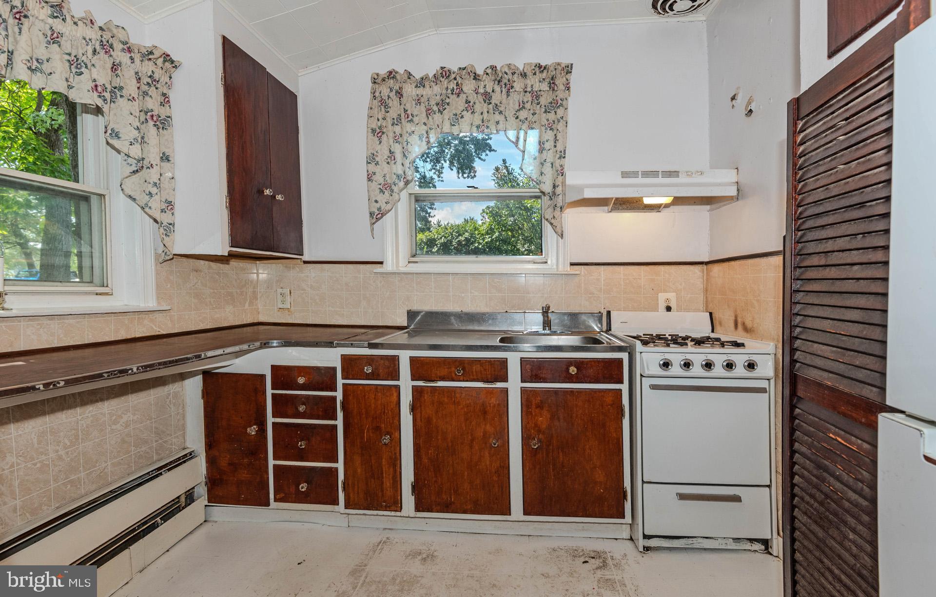 PATAPSCO BOATING AND SOCIAL CLUB - Residential