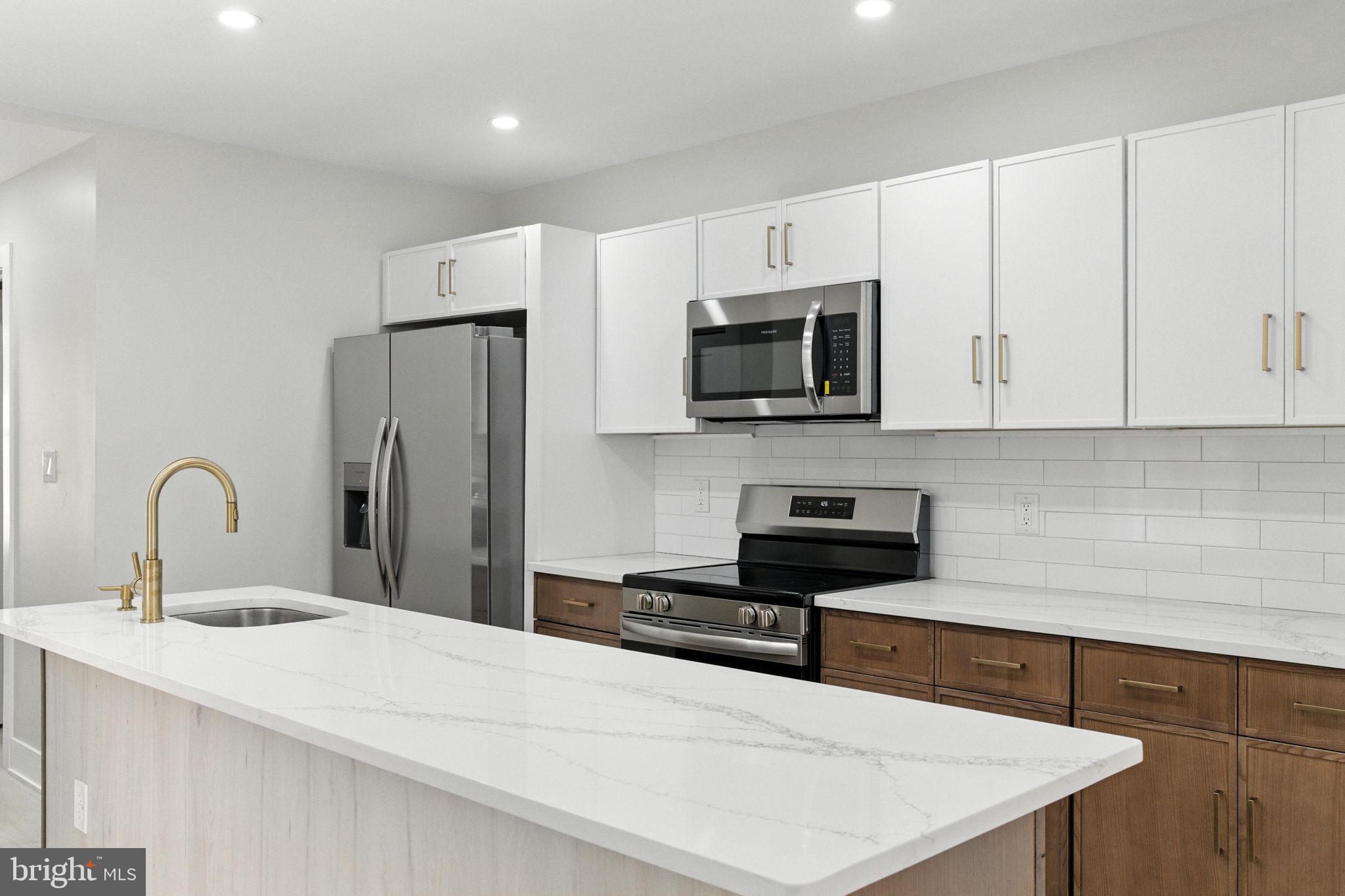 POINT BREEZE - Residential