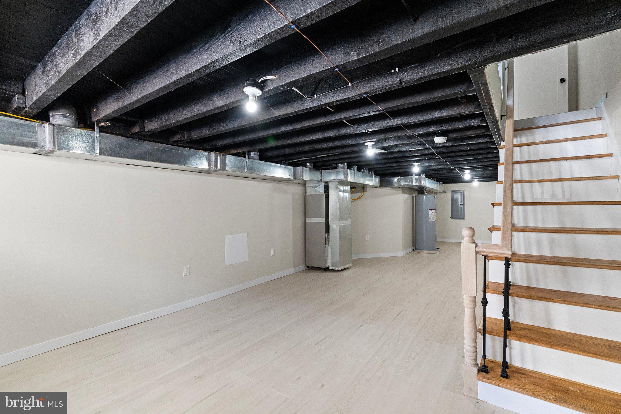 POINT BREEZE - Residential