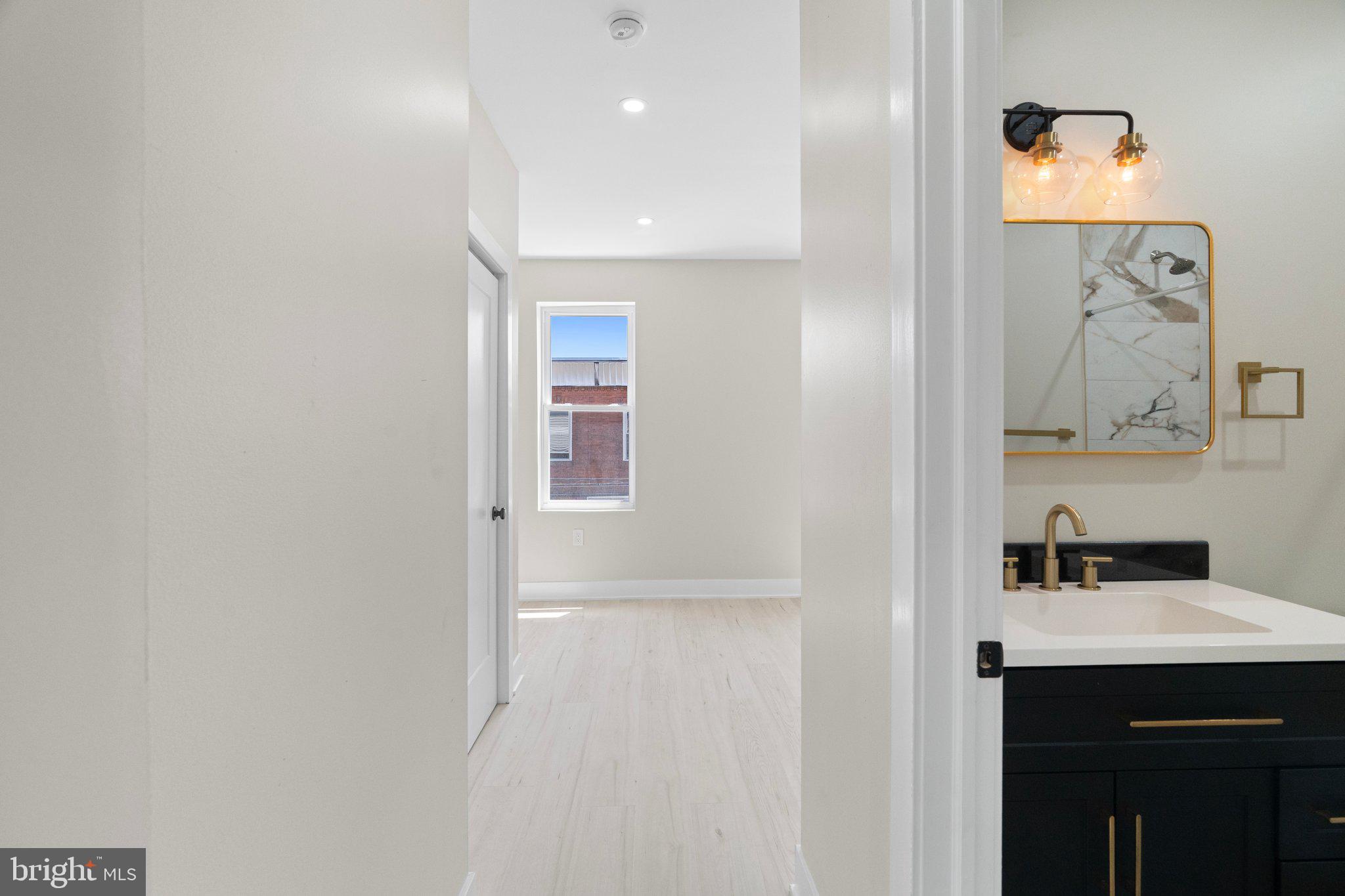 POINT BREEZE - Residential