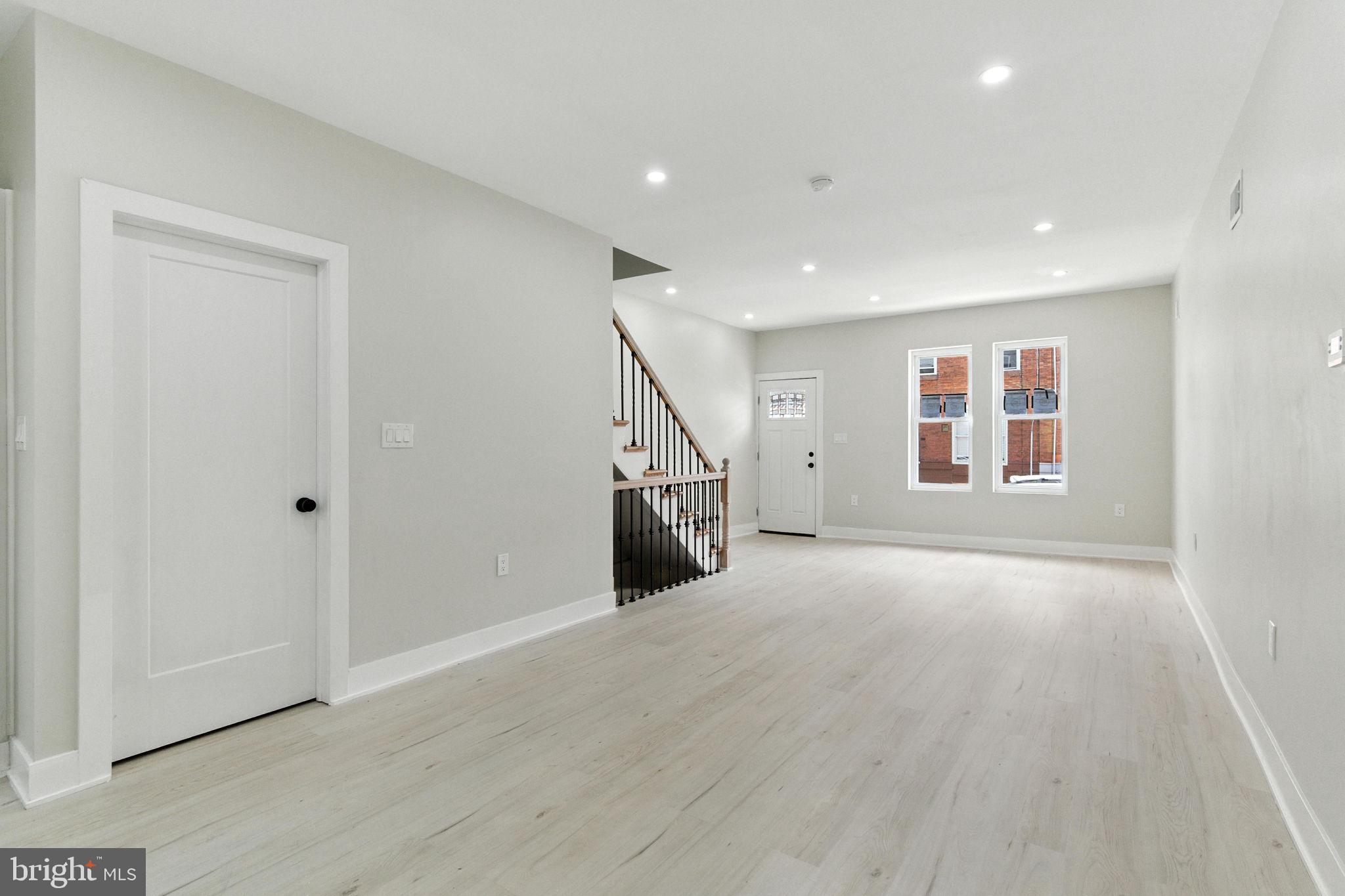 POINT BREEZE - Residential