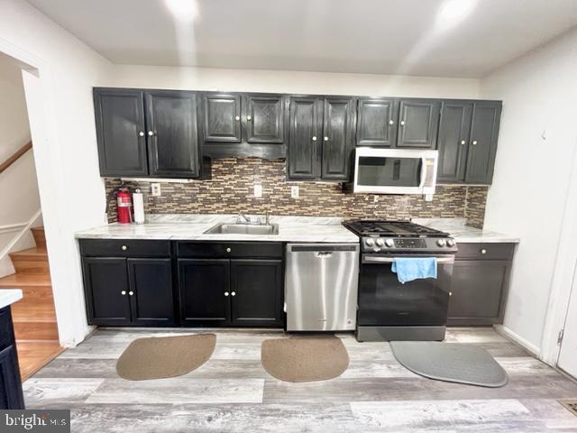 HUNTERS WOODS - Residential Lease