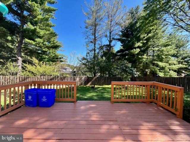 HUNTERS WOODS - Residential Lease