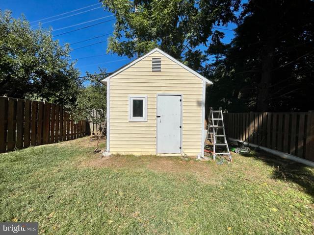 HUNTERS WOODS - Residential Lease