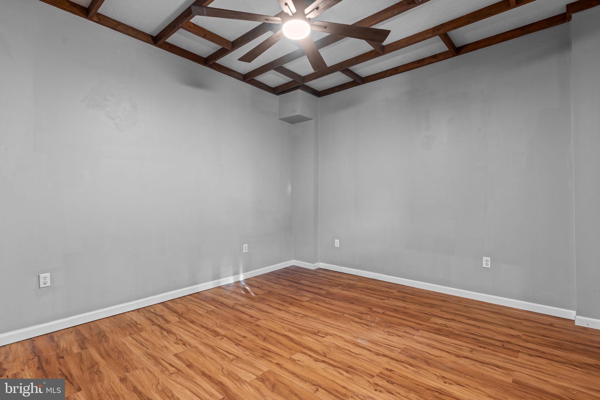 PASSYUNK SQUARE - Residential