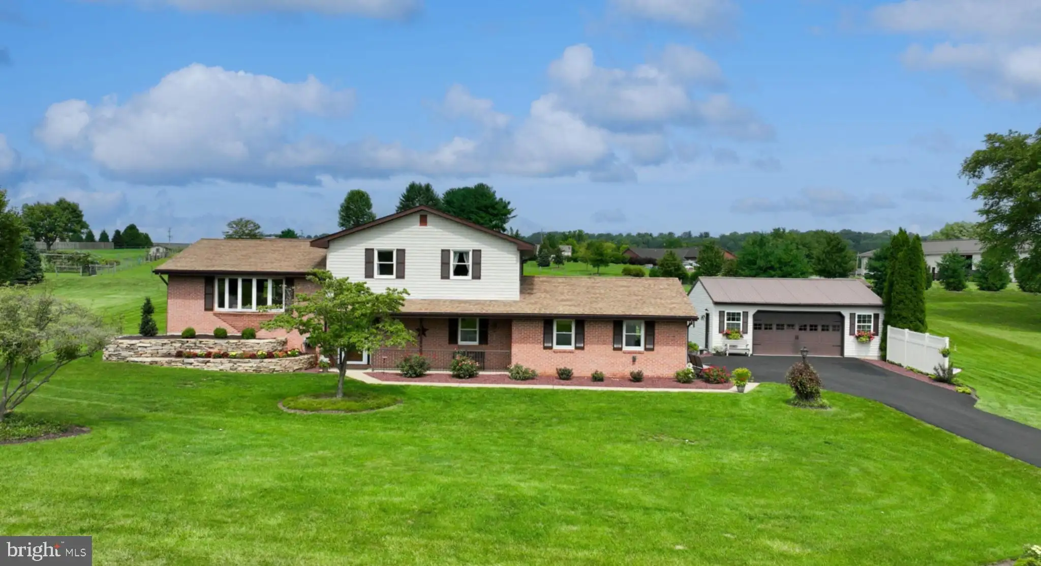 15 Sherrard Drive, Willow Street, PA, 17584