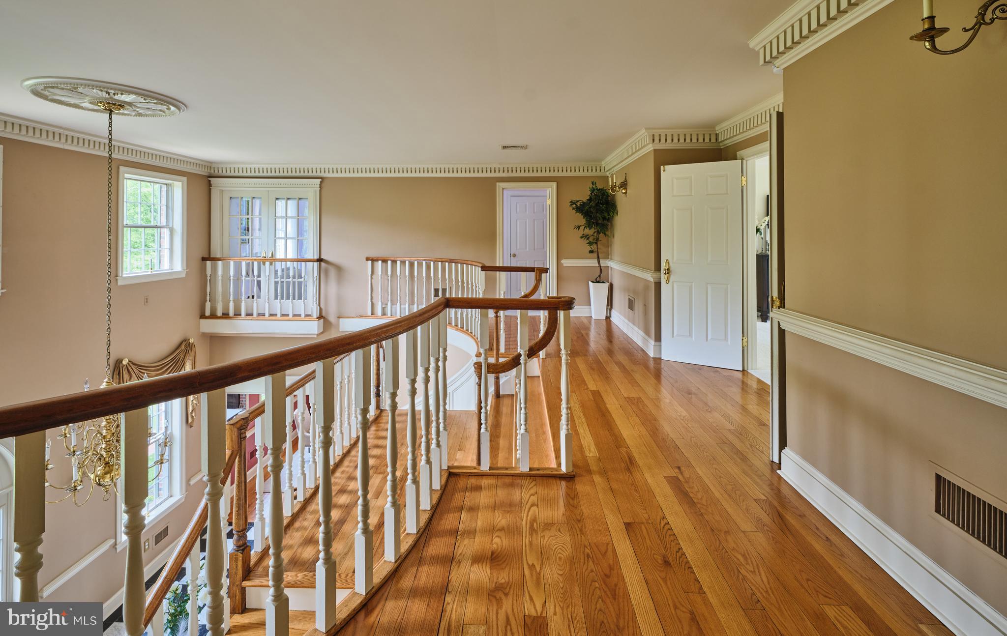 WOODLAND ACRES - Residential