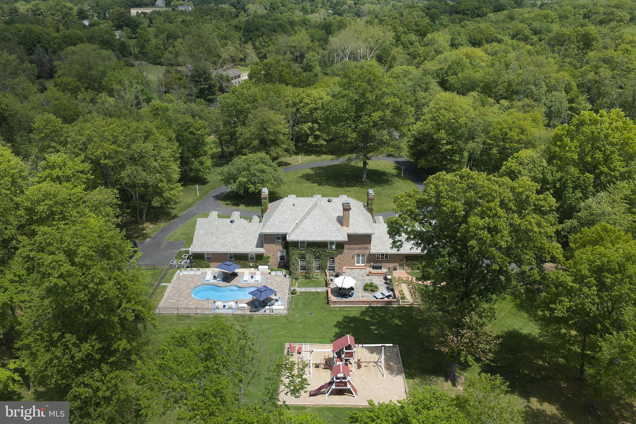 WOODLAND ACRES - Residential