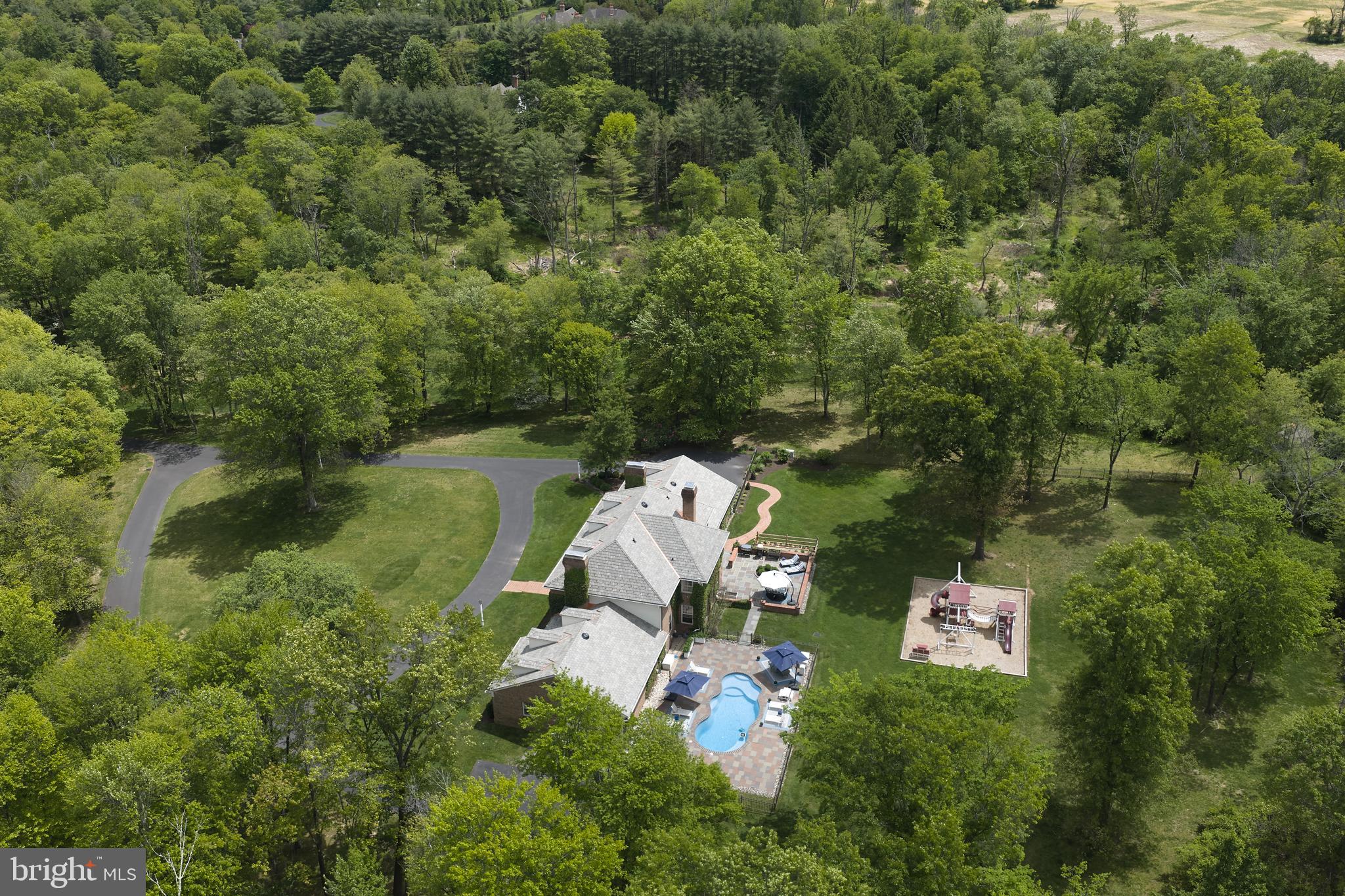 WOODLAND ACRES - Residential