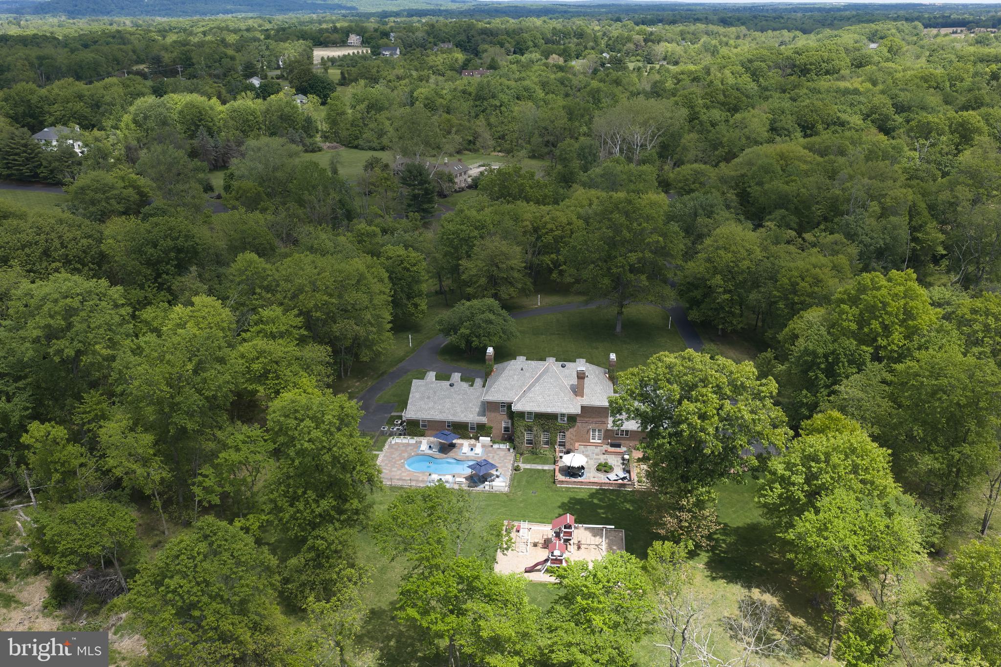WOODLAND ACRES - Residential