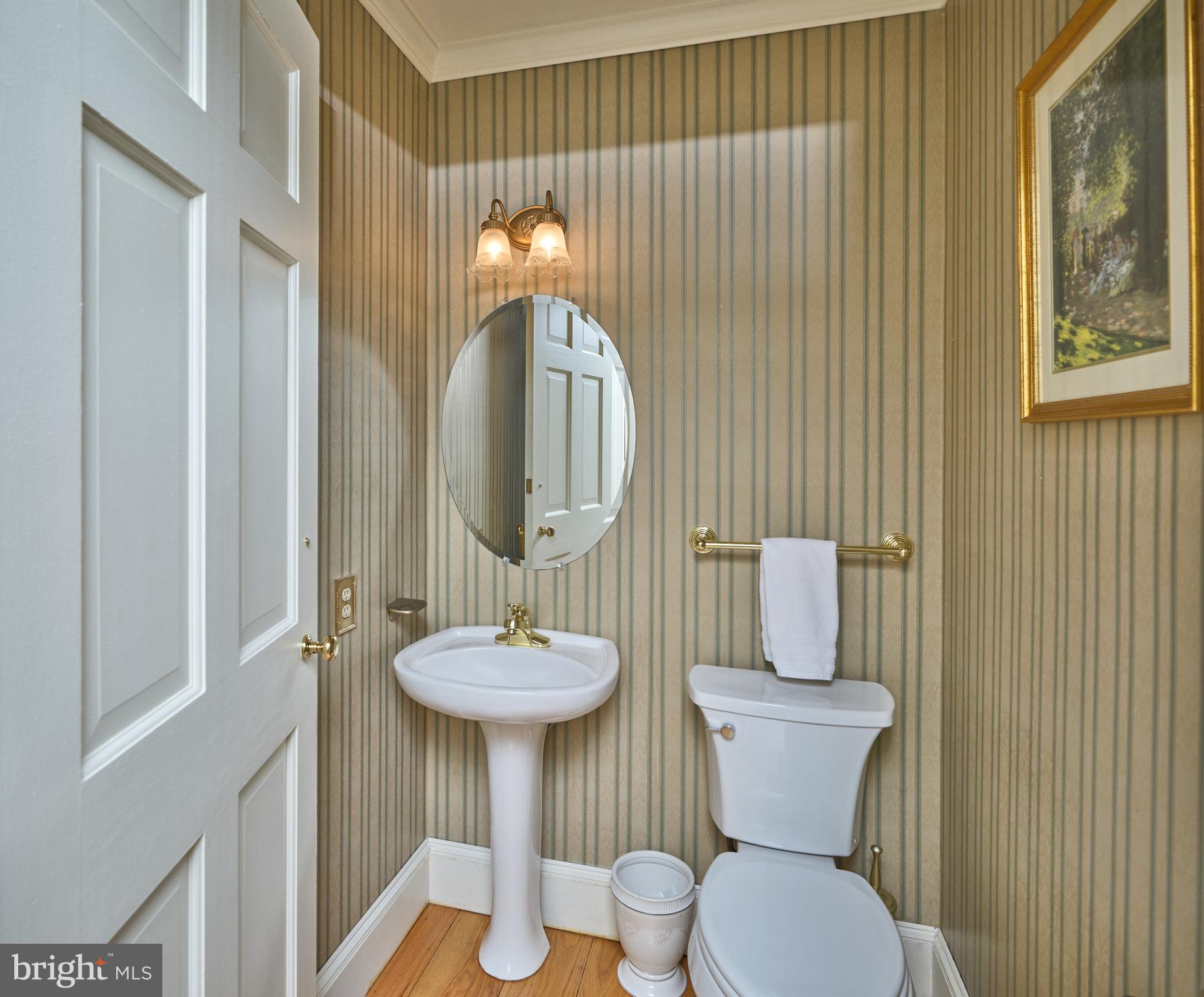WOODLAND ACRES - Residential