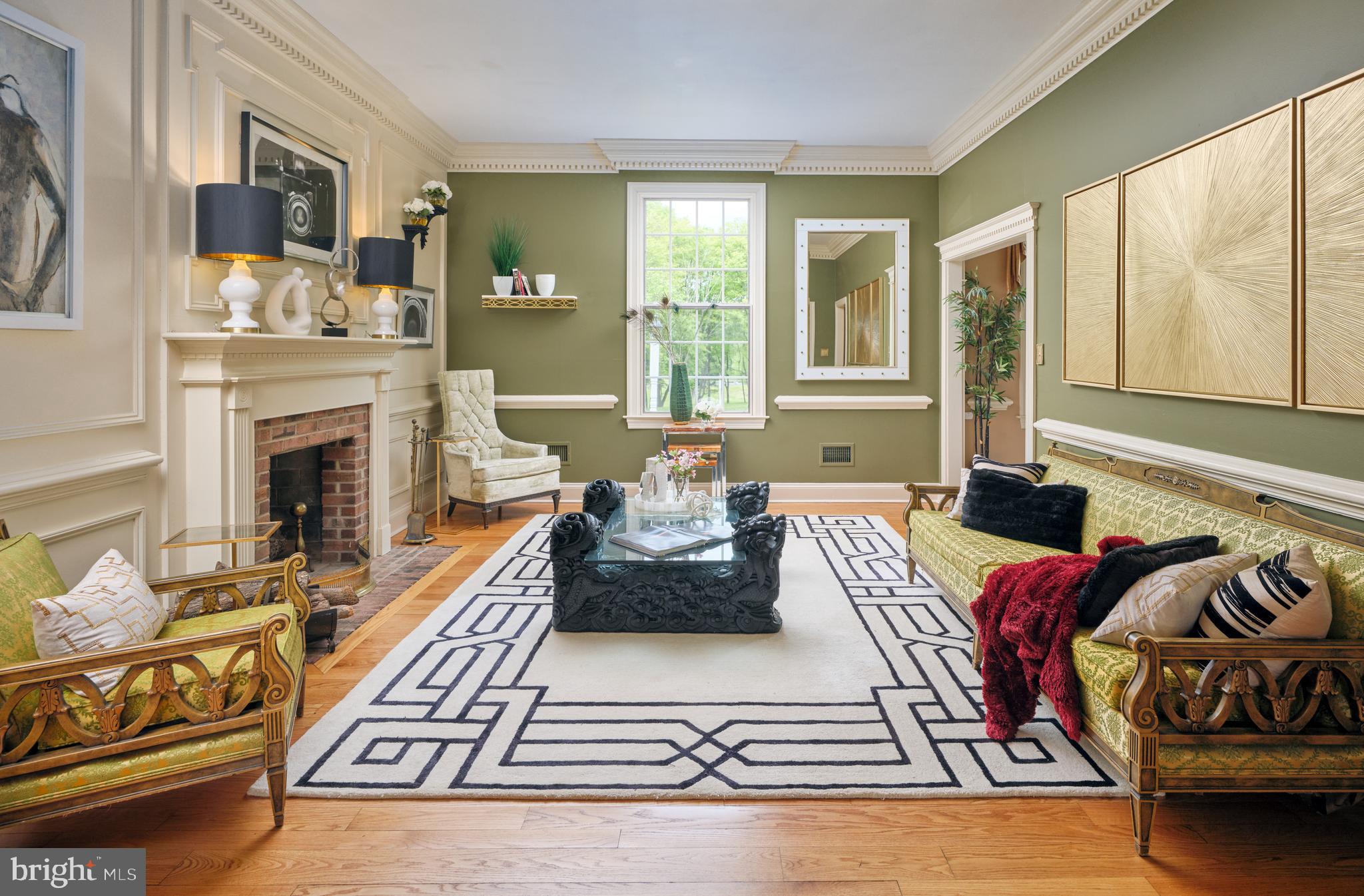WOODLAND ACRES - Residential