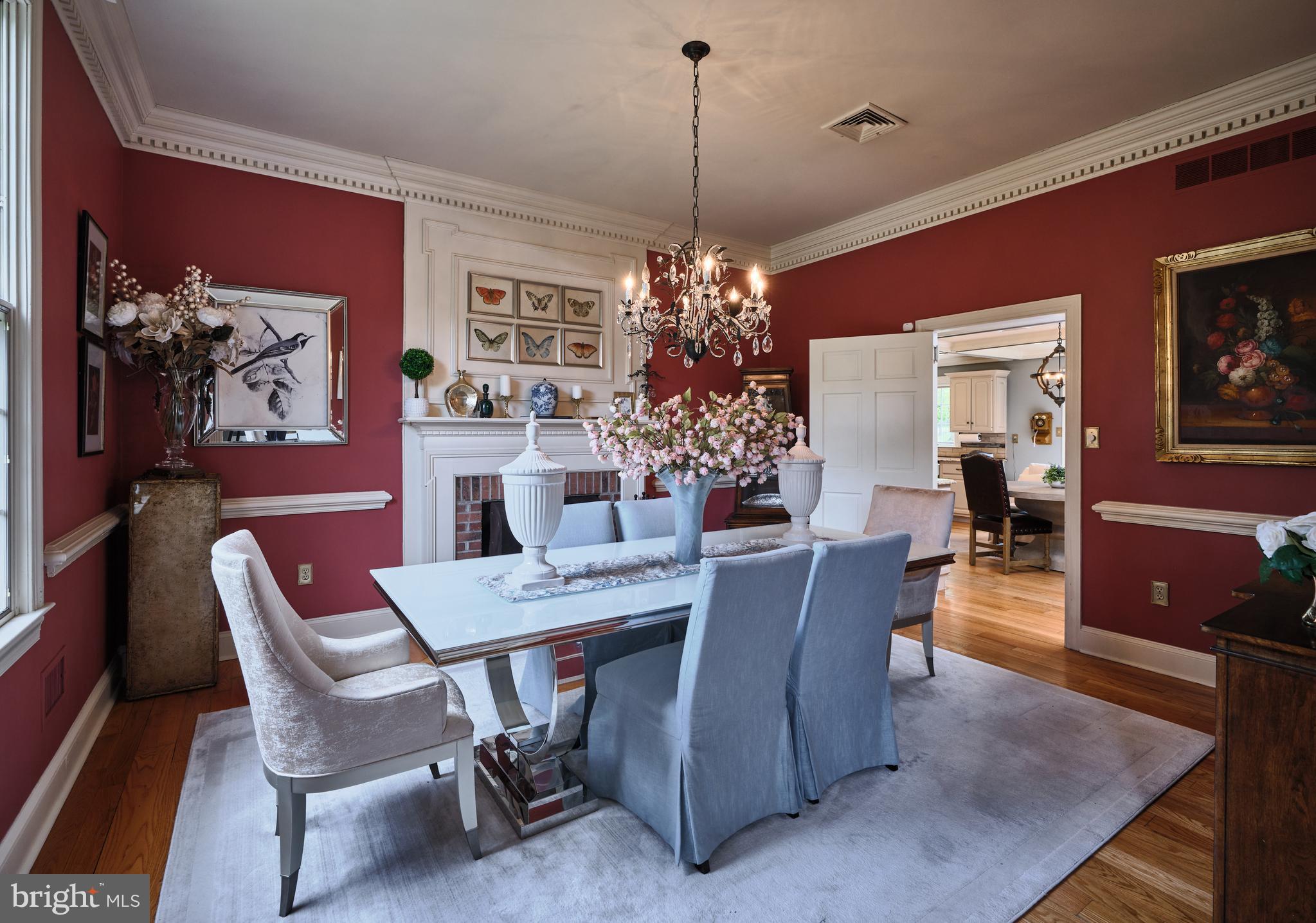 WOODLAND ACRES - Residential