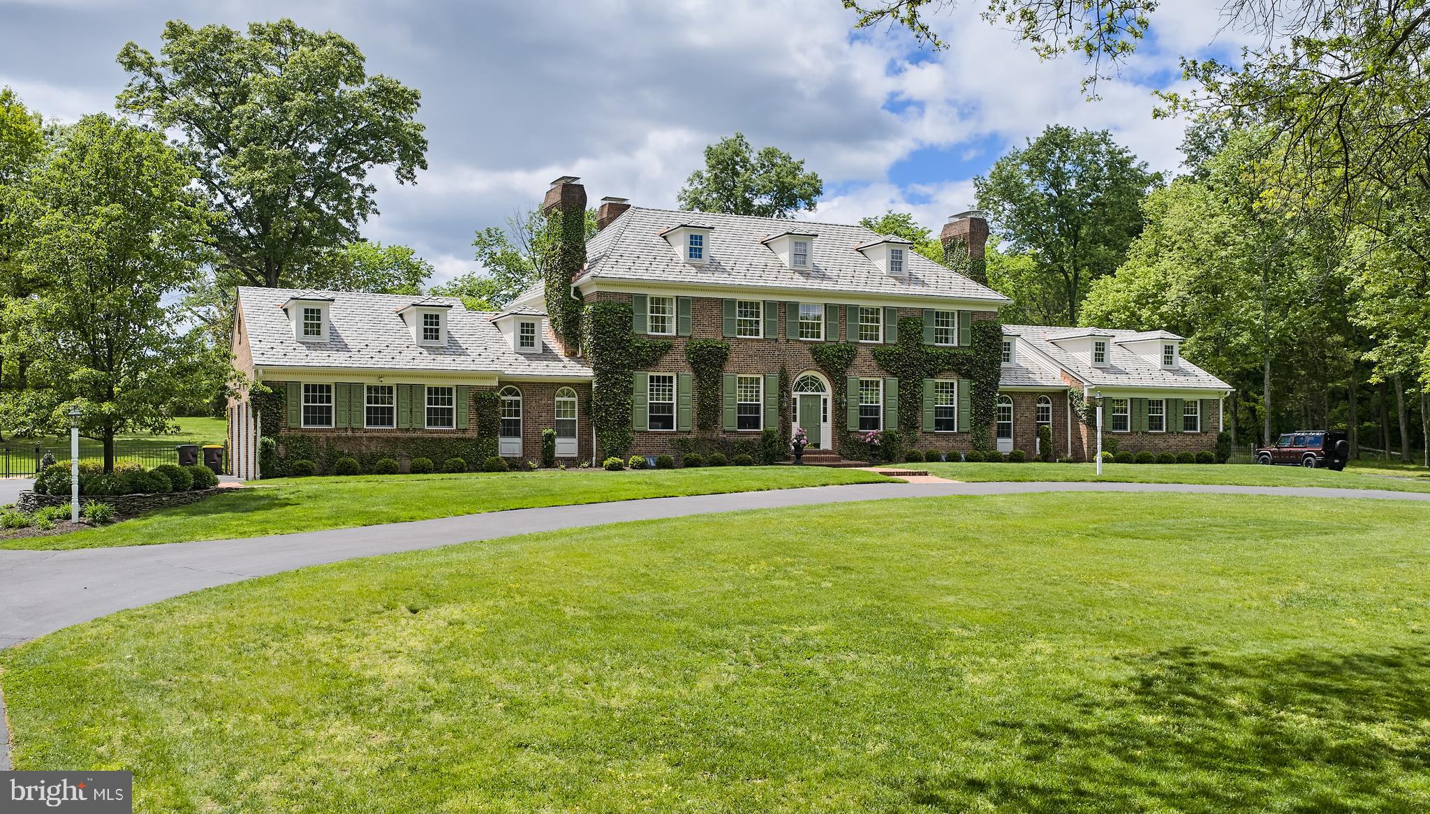 WOODLAND ACRES - Residential