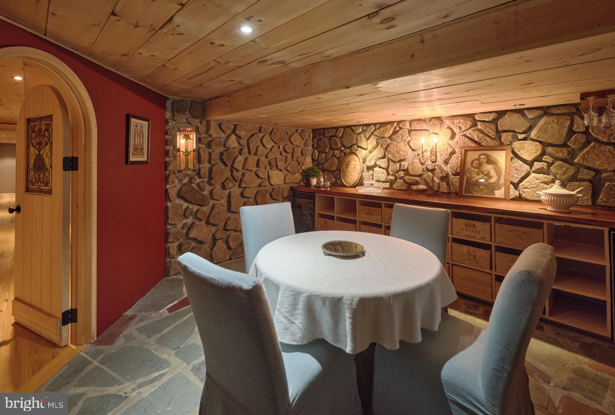 WOODLAND ACRES - Residential