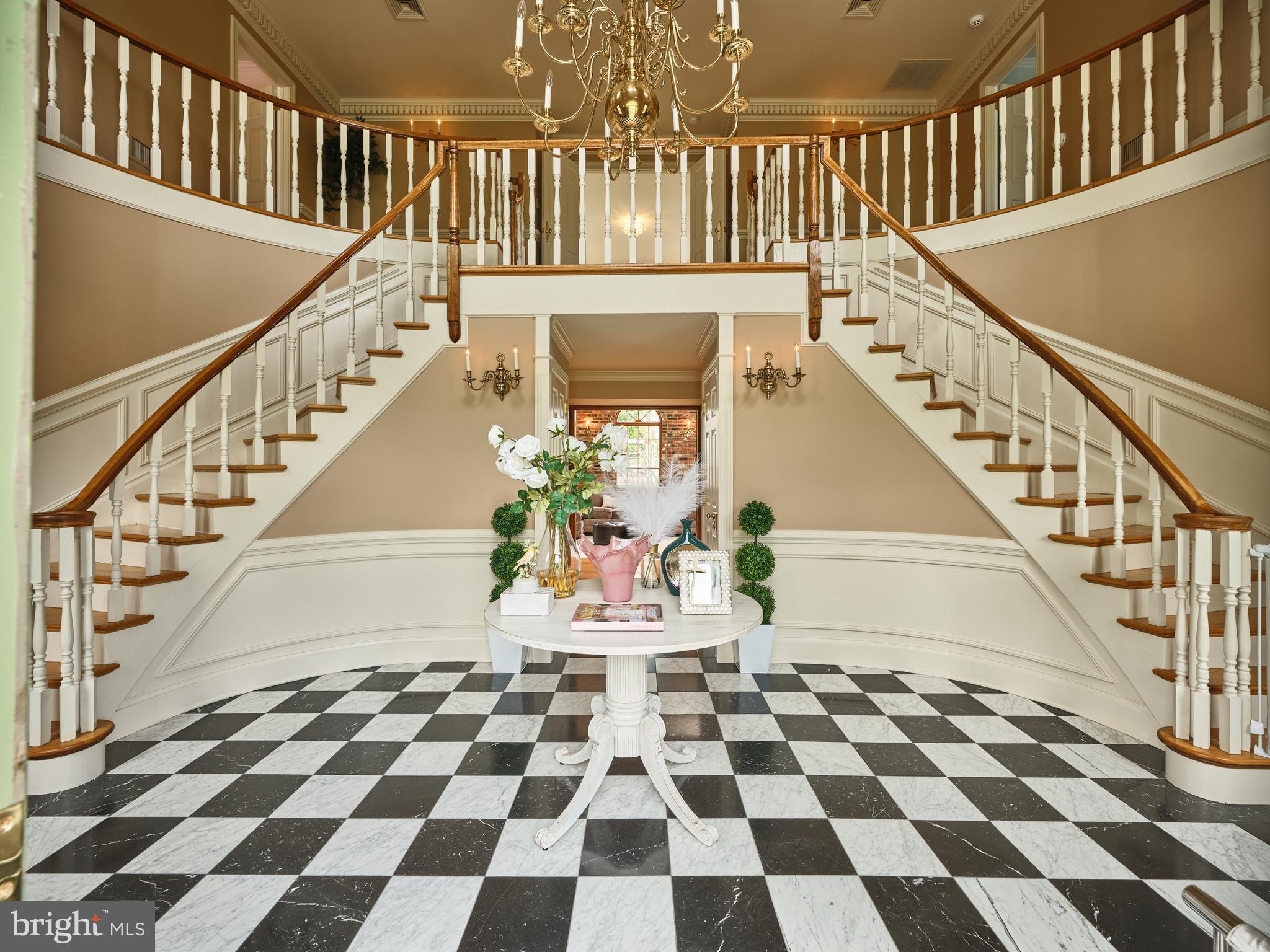 WOODLAND ACRES - Residential