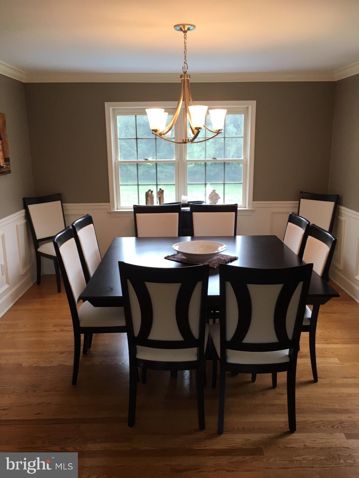 KINGS POINTE - Residential