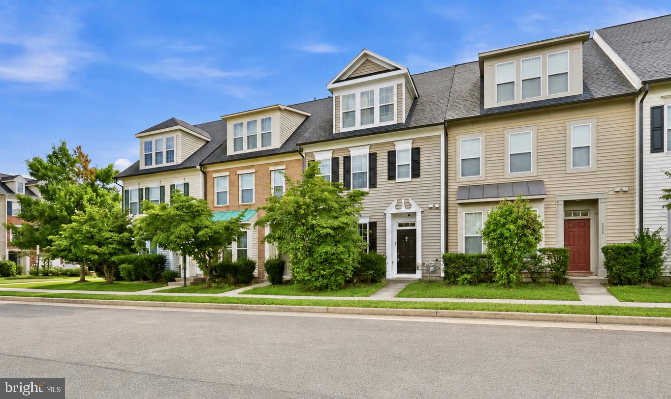 9224 ALVYN LAKE CIRCLE