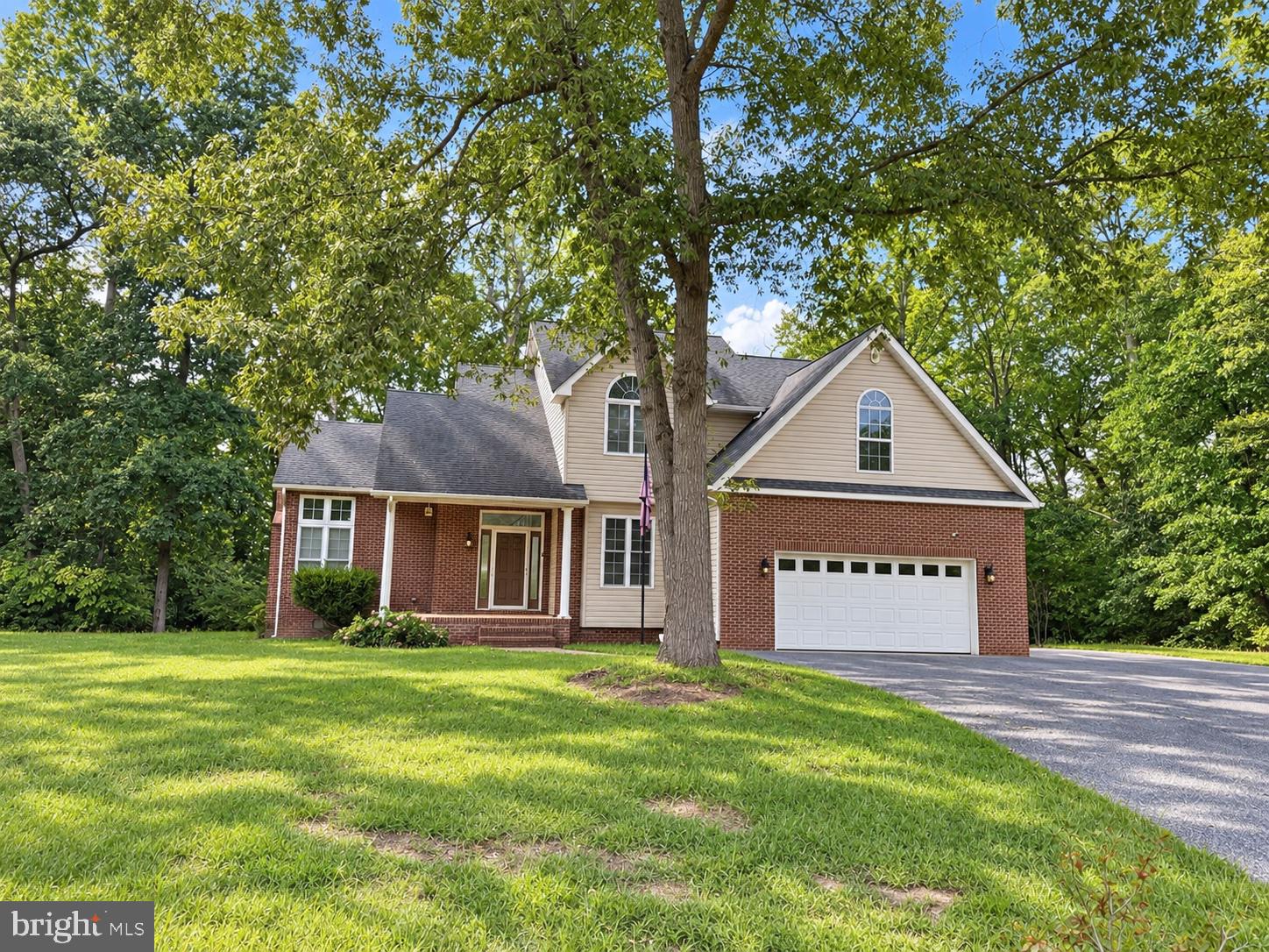32 RIDGEWAY CIRCLE