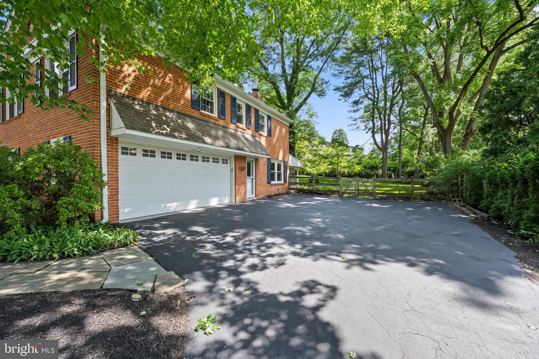 GLENHARDIE - Residential