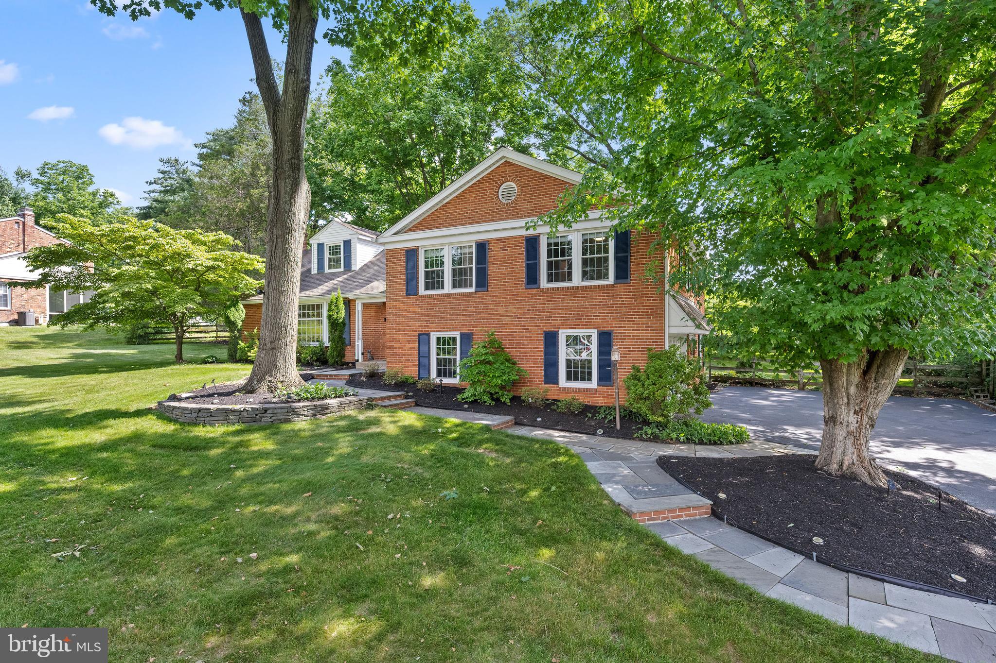 GLENHARDIE - Residential