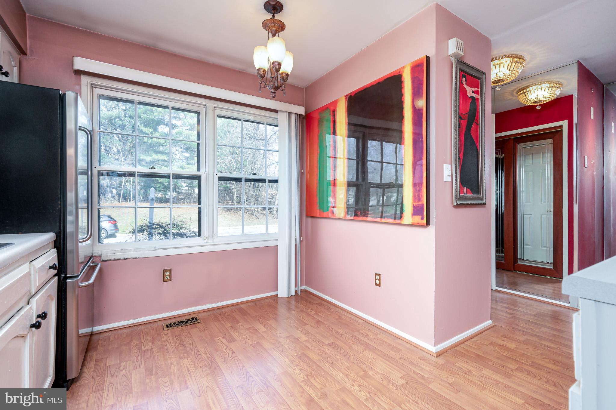 LONG REACH - Residential