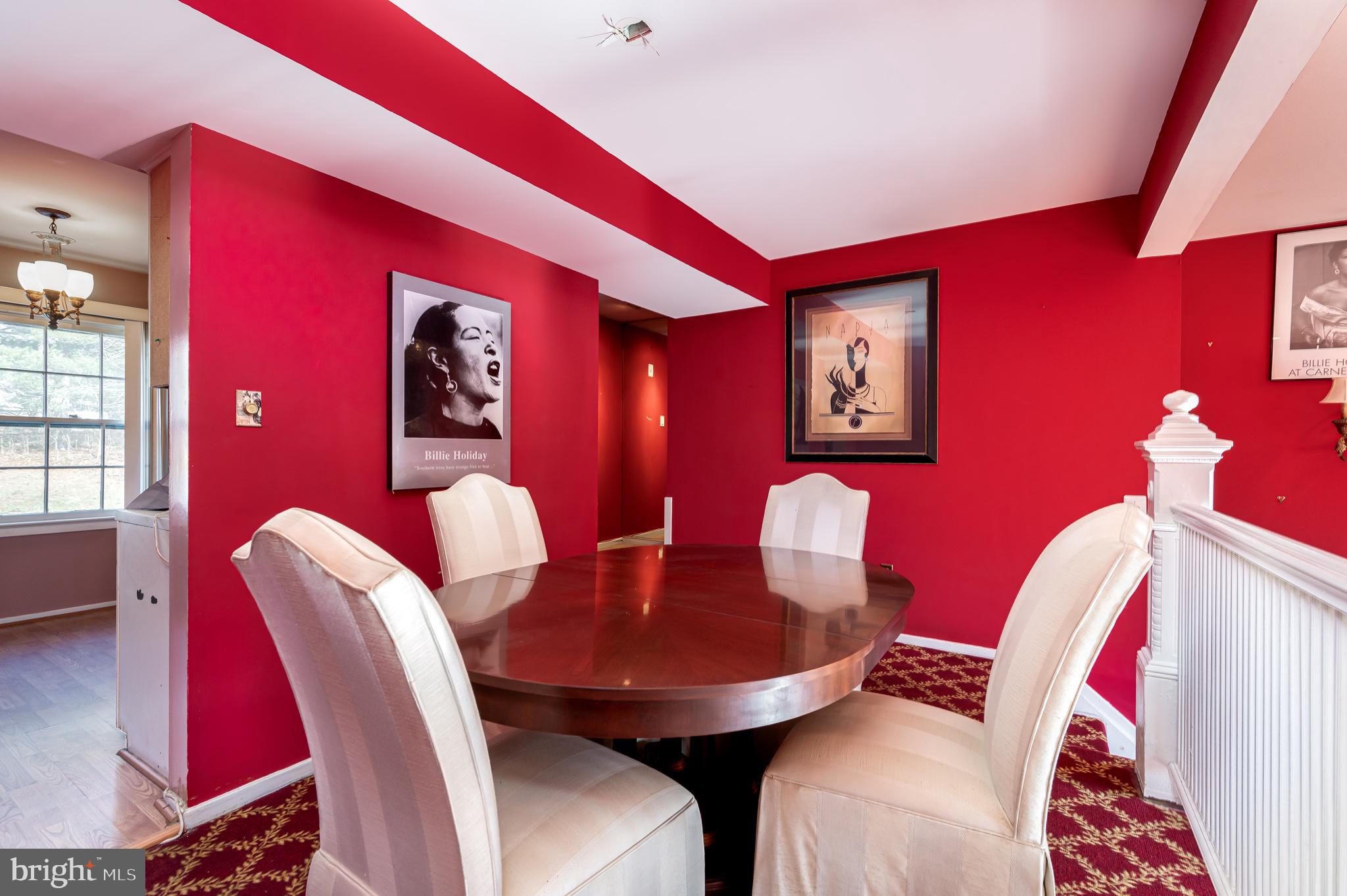 LONG REACH - Residential