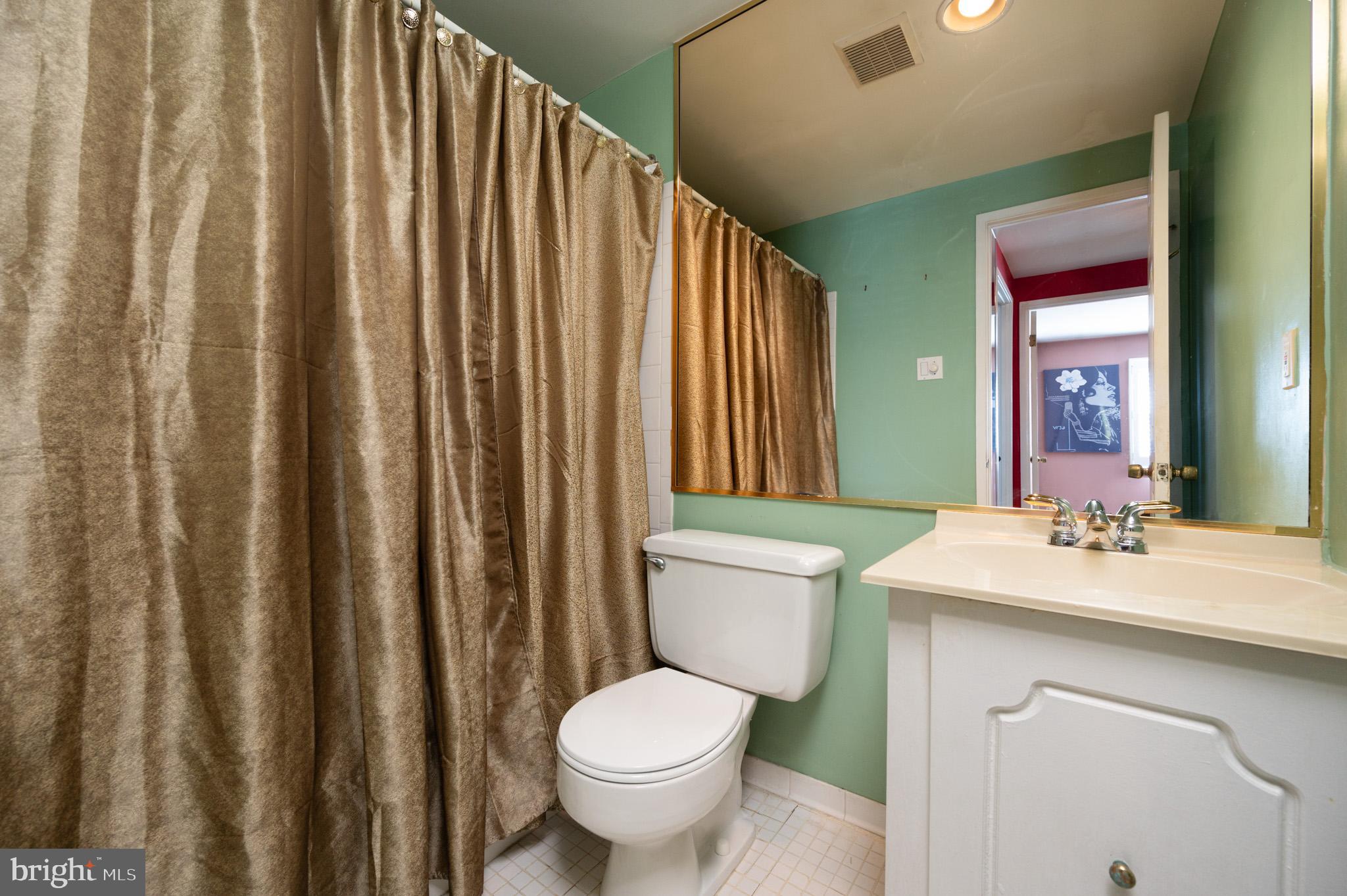 LONG REACH - Residential