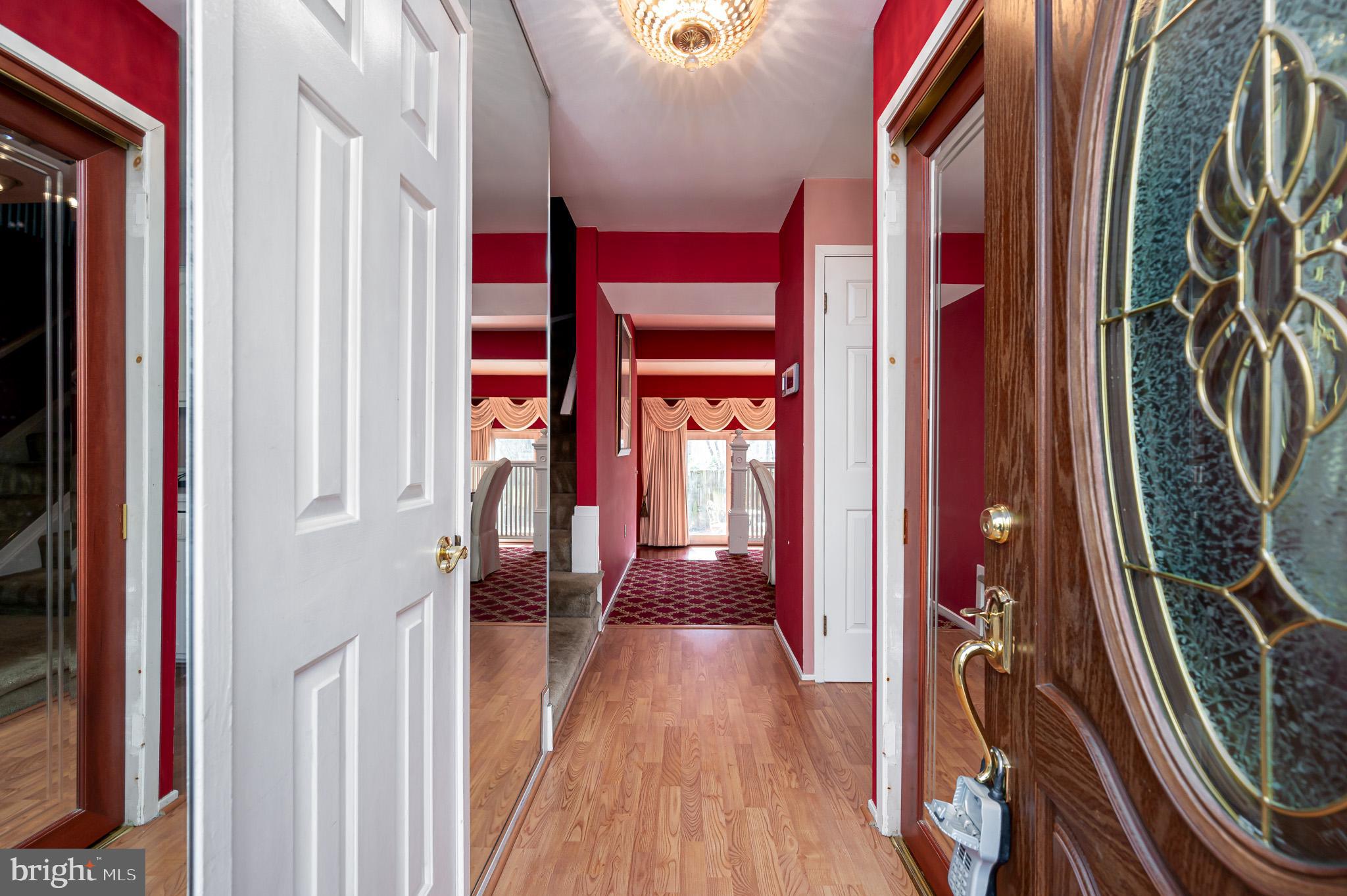 LONG REACH - Residential