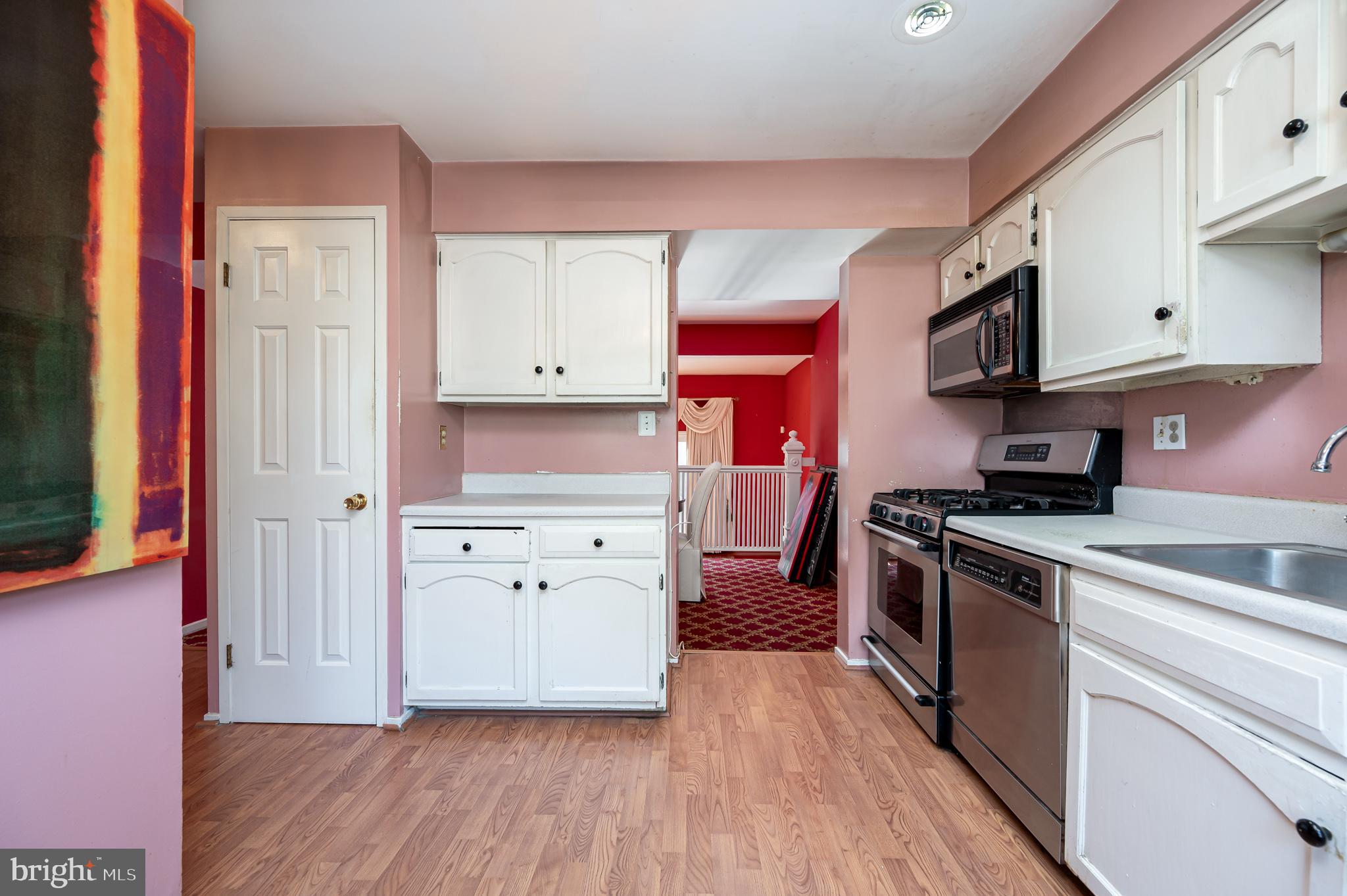 LONG REACH - Residential