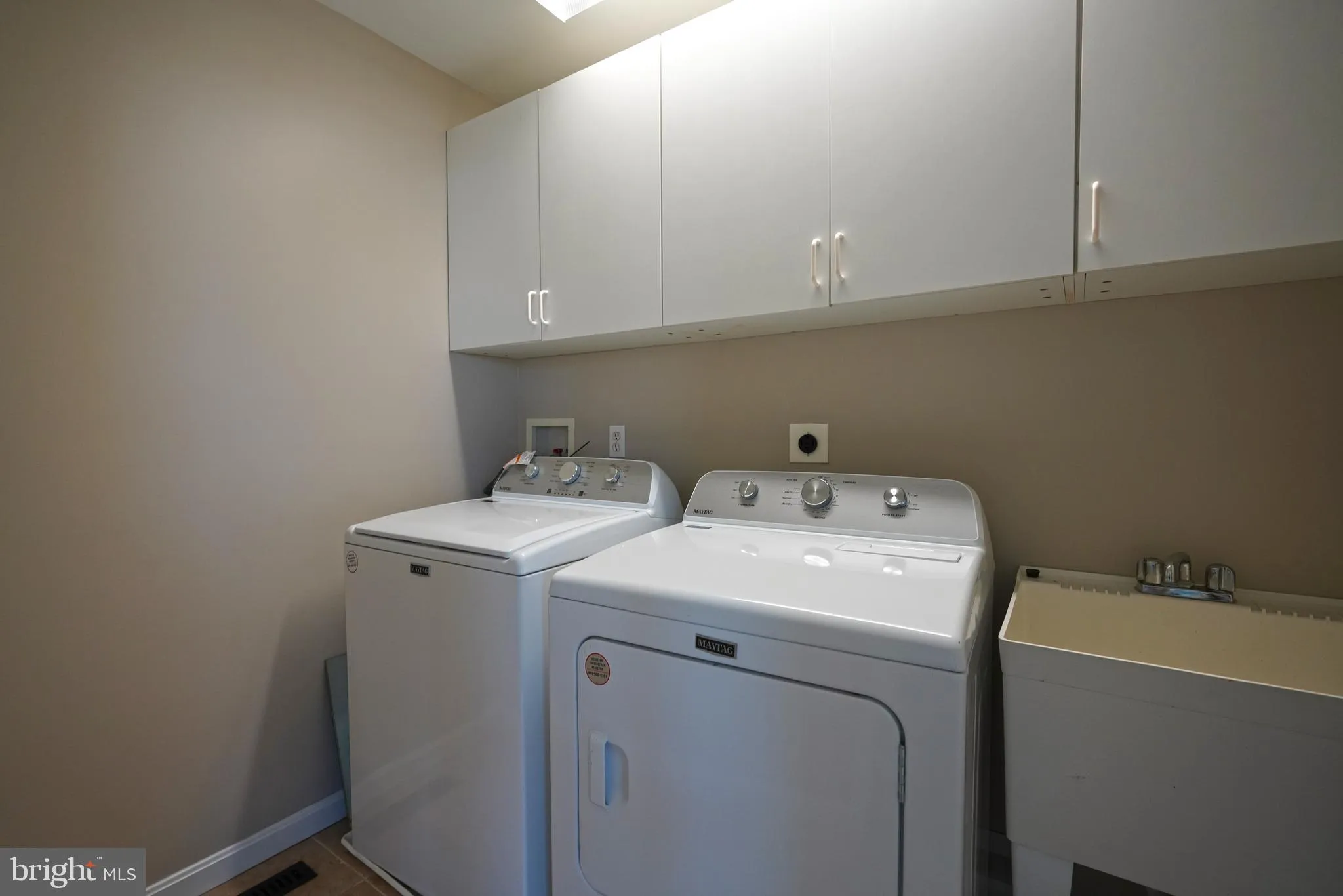 Lewes, Delaware 19958, United States, 3 Bedrooms Bedrooms, ,2 BathroomsBathrooms,Residential,Active,225881