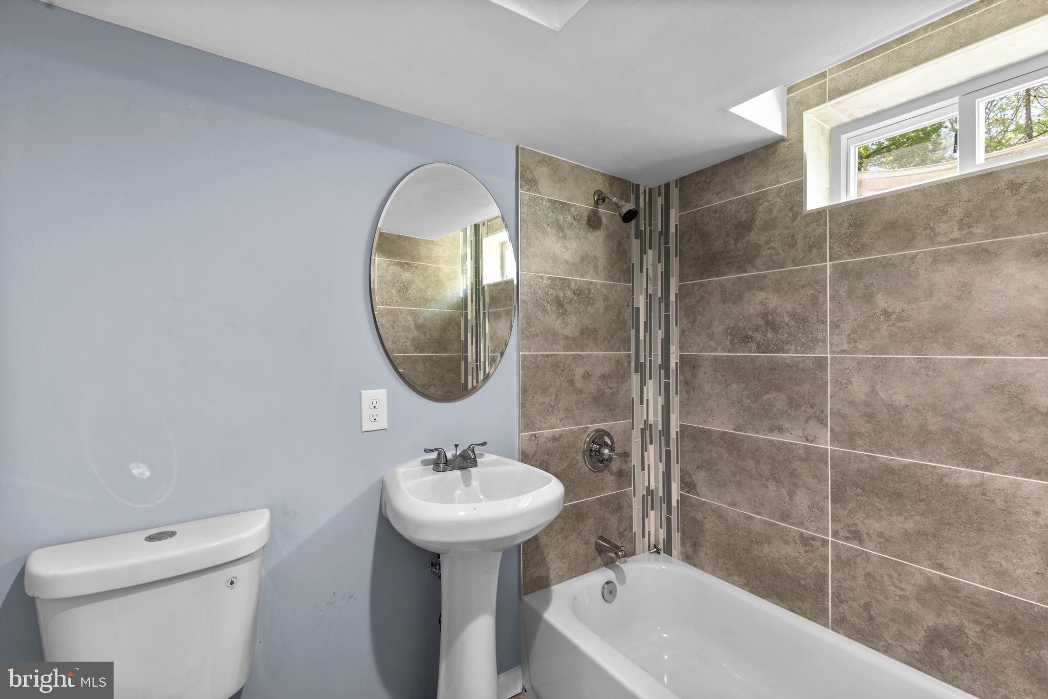 FORT WASHINGTON FOREST - Residential