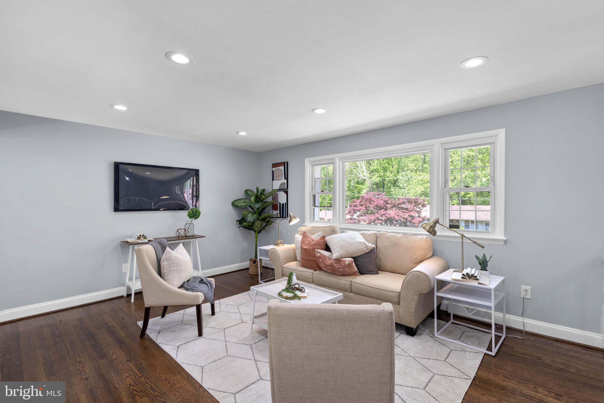 FORT WASHINGTON FOREST - Residential