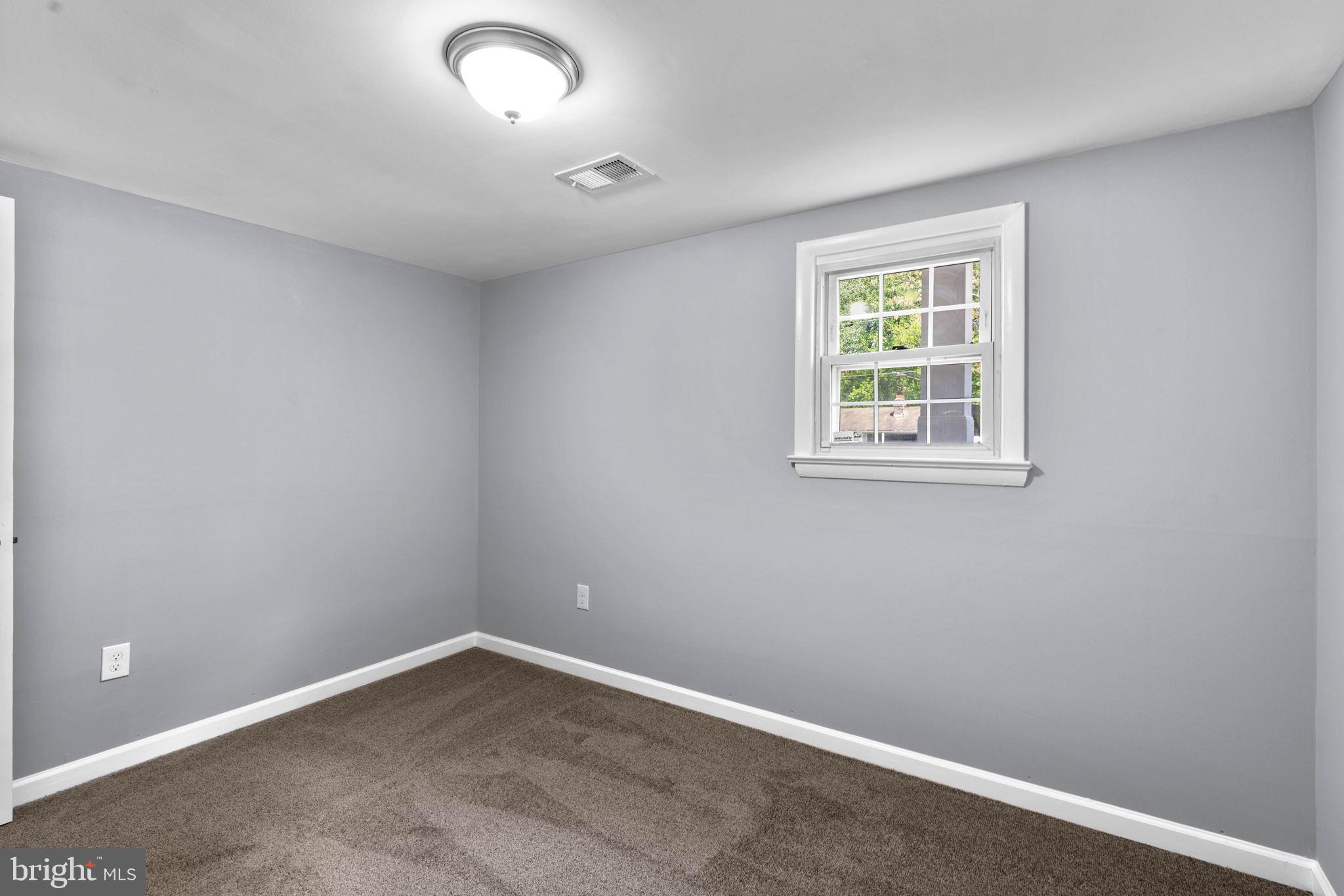 FORT WASHINGTON FOREST - Residential