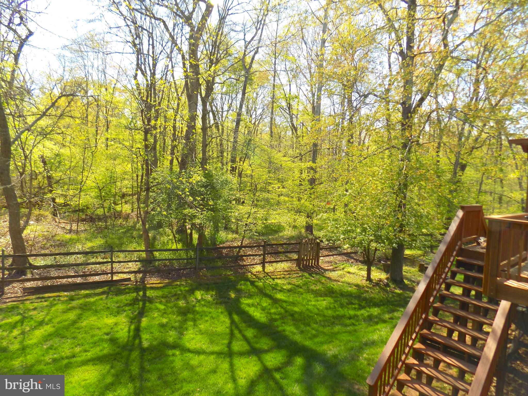 COUNTRY CLUB MANOR - Residential