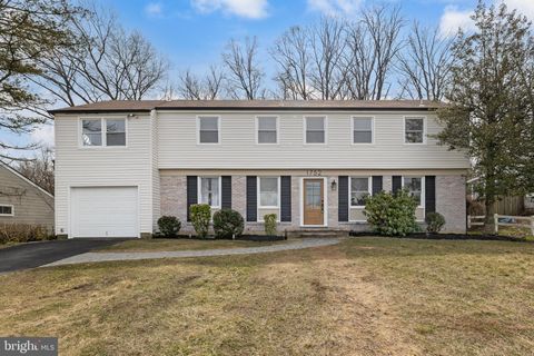 1752 LARK LANE CHERRY HILL NJ 08003