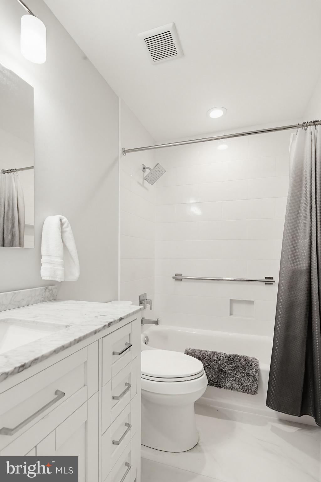 TANGLEWOOD - Residential