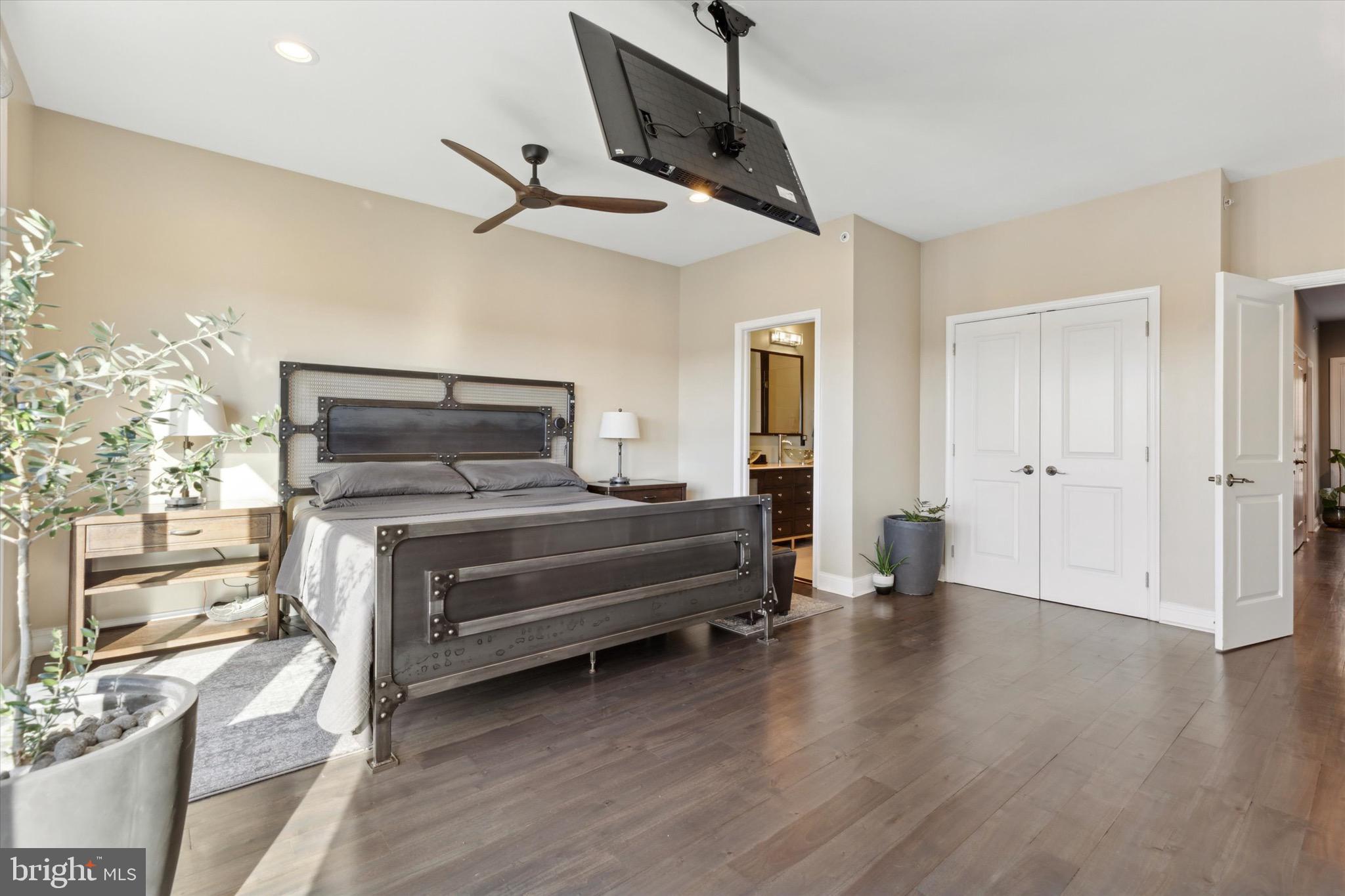 MANAYUNK - Residential
