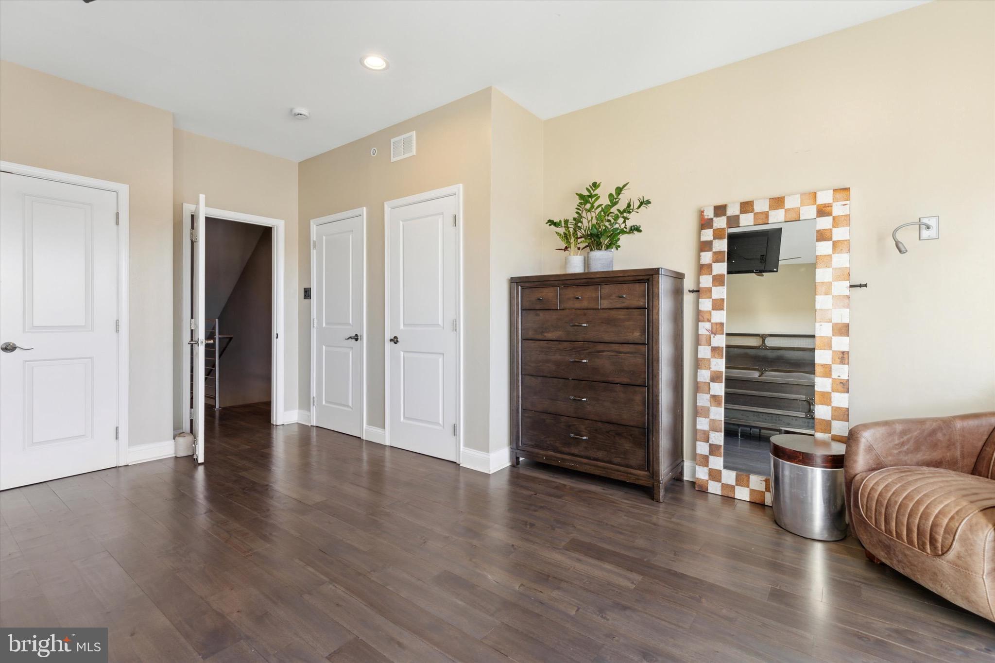 MANAYUNK - Residential