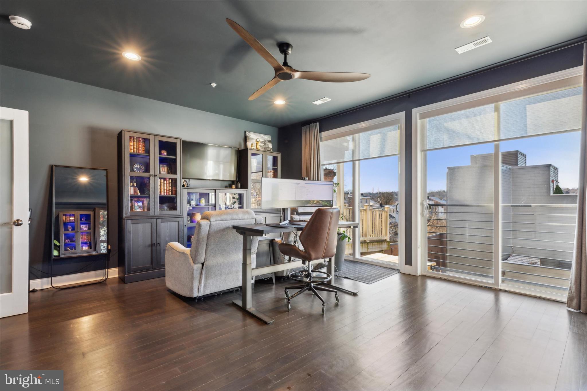 MANAYUNK - Residential