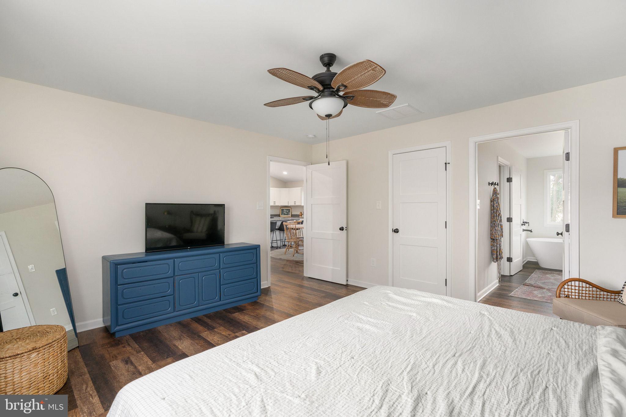 GREENFIELDS - Residential