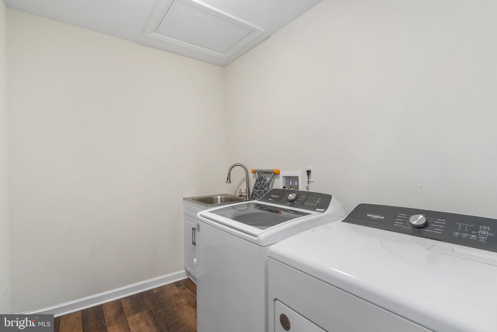 GREENFIELDS - Residential