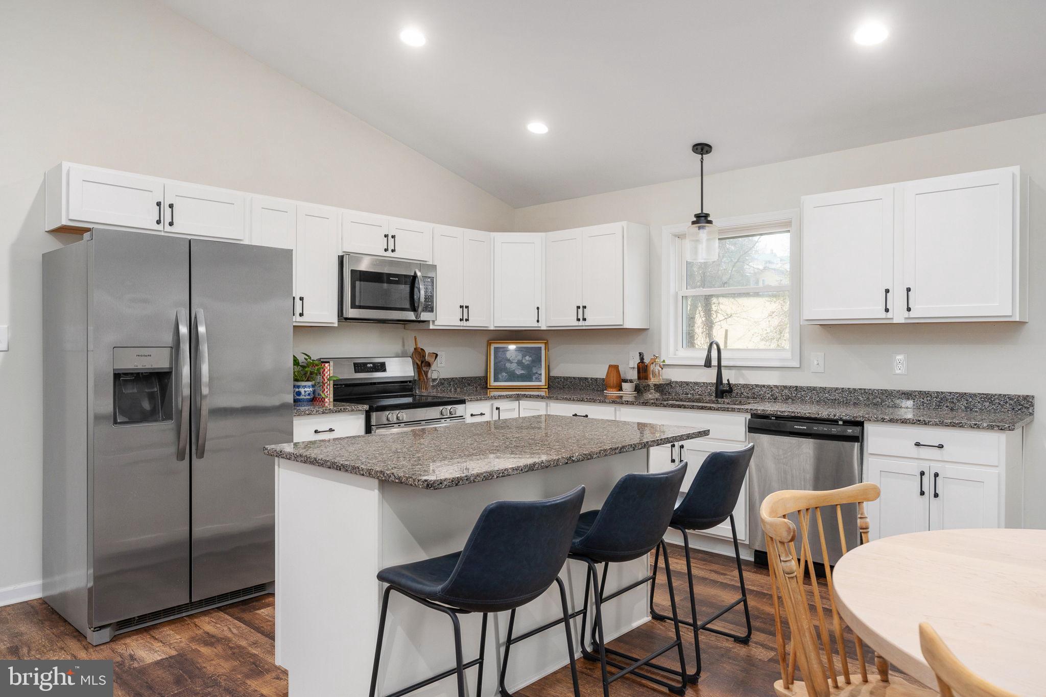 GREENFIELDS - Residential