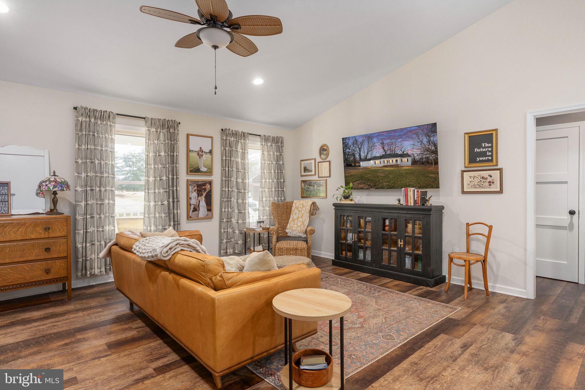 GREENFIELDS - Residential