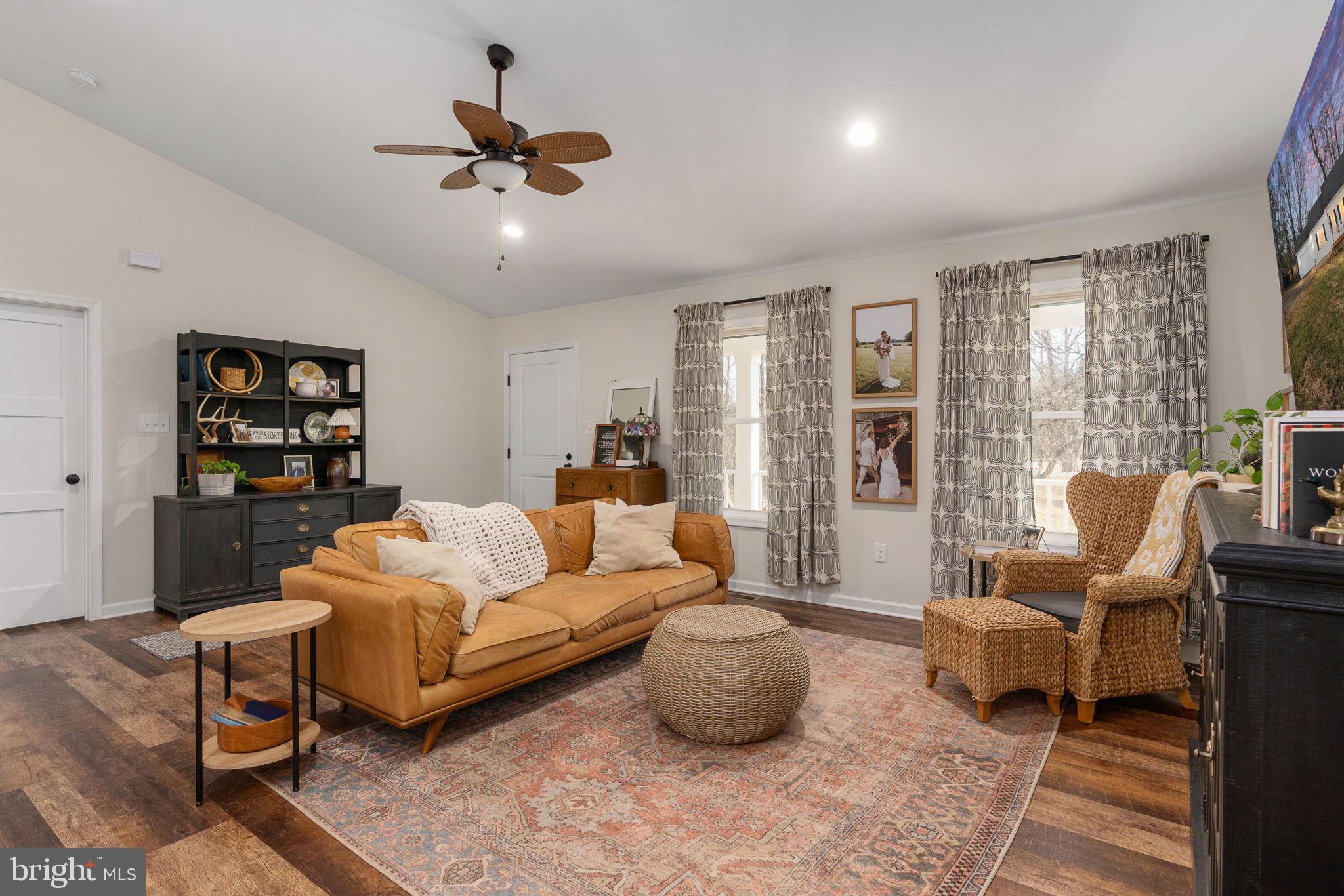 GREENFIELDS - Residential