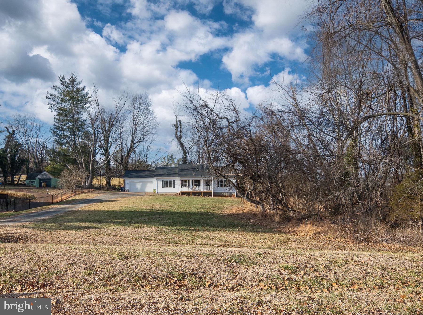 GREENFIELDS - Residential